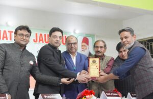 Jaunpur News पुरातन छात्रों को चाहिए कि सर सय्यद के मिशन को आगे बढ़ाएं: अशरफ अंसारी