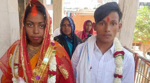 Jaunpur News प्रेमी युगल ने परिजनों की सहमति से मंदिर में रचाई शादी
