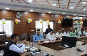 Jaunpur News कलेक्ट्रेट सभागार में धान खरीद 2024-25 की समीक्षा बैठक संपन्न, 5 अप्रैल तक सीएमआर संप्रदान के निर्देश