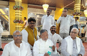 Jaunpur News देश में अमन और भाईचारे की दुआएं मांगी गईं, पूर्व नेता विरोधी दल, सांसद व पूर्व मंत्री रहे शामिल