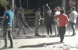 रामनवमी से पहले जुलूस के दौरान गानों को लेकर झड़प