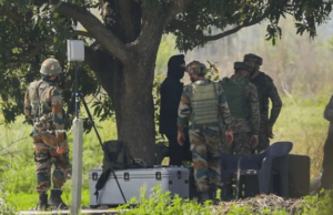 जम्मू-कश्मीर के कठुआ में आतंकवादियों के साथ फिर मुठभेड़, पुलिसकर्मी घायल