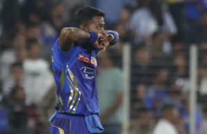 मुंबई इंडियंस के कप्तान हार्दिक पांड्या पर धीमी ओवर गति के लिए फिर जुर्माना, मैच निलंबन की सजा खत्म