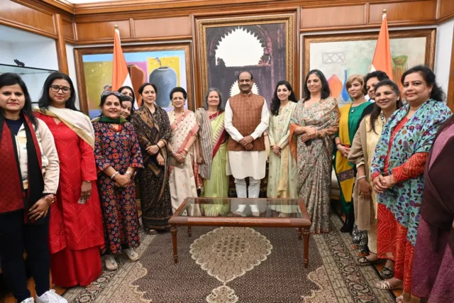 om-birla-inaugurates-exhibition-on-women-d3e7a6cf-dfa7-4fa2-99c3-02c0760a104a