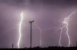 बिहार: राज्य के कई हिस्सों में बिजली गिरने से 22 लोगों की मौत