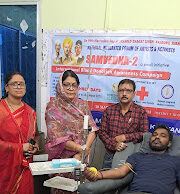 Jaunpur News ठाकुर बाड़ी महिला विकास कल्याण समिति की ओर से रक्तदान शिविर आयोजन कार्यक्रम सम्पन्न/