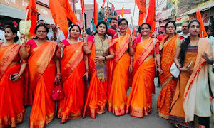 Jaunpur News श्री रामनवमी के पर्व पर ऐतिहासिक सनातन शोभायात्रा निकाली गई/