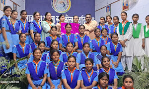 Ghazipur News राजकीय महिला पीजी कॉलेज गाज़ीपुर में प्रज्ञा रेंजर्स का वार्षिक पुरस्कार वितरण व सांस्कृतिक कार्यक्रम संपन्न, छात्राओं ने लहराया परचम