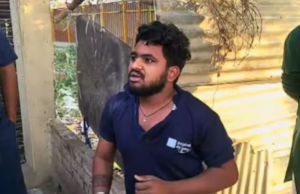 Ayodhya News :अयोध्या में नहाती महिला का वीडियो बनाते हुए पकड़ा गया व्यक्ति, फोन में मिले अश्लील वीडियो