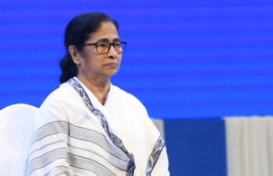 सुप्रीम कोर्ट के फैसले पर टिप्पणी को लेकर ममता बनर्जी को अवमानना नोटिस..