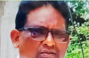 Jaunpur News जौनपुर: पिकअप की चपेट में आने से सफाई कर्मचारी की मौत, पत्नी गंभीर रूप से घायल