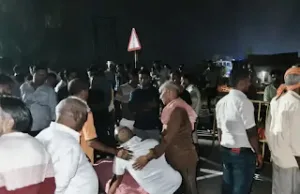 Ghazipur News गाजीपुर: हाईवे पर तेज रफ्तार स्कॉर्पियो ने युवक को रौंदा, मौके पर मौत, ग्रामीणों ने किया चक्का जाम