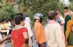 Ghazipur News गाजीपुर सड़क हादसा: एक की मौत, दो गंभीर रूप से घायल