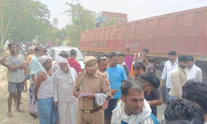 Jaunpur News जौनपुर: ट्रेलर की चपेट में आने से दो युवकों की मौत, एक गंभीर घायल – 8 जून को होनी थी भतीजी की शादी, परिवार में मातम