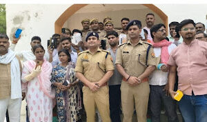 Jaunpur News साइबर क्राइम टीम का बड़ा एक्शन: 25 लाख के 101 मोबाइल बरामद, 38 पीड़ितों को लौटाए गए 20 लाख रुपये!