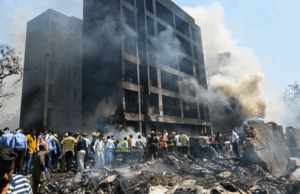 अहमदाबाद विमान हादसा: 1000°C की आग में सब खाक, 265 की मौत, बचाव कार्य में भारी चुनौतियां