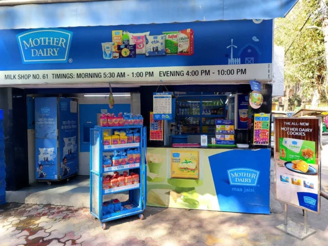 mother-dairy-sarvapriya-vihar-delhi-ice-cream-parlours-zBh3BvyvB4