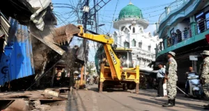 आई लव मुहम्मद विवाद: हिंसा के बाद बरेली प्रशासन ने तौकीर रजा के करीबी सहयोगियों की संपत्तियां सील कीं