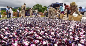 कफ सिरप से मौतें: राजस्थान सरकार ने ड्रग कंट्रोलर को निलंबित किया, केसंस फार्मा की दवाओं का वितरण रोका