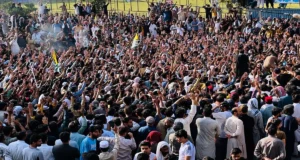 पीओके में उबाल: पाकिस्तान सरकार और सेना के खिलाफ विरोध प्रदर्शन तेज, 12 की मौत, 200 से अधिक घायल