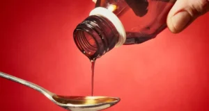 उत्तराखंड में प्रतिबंधित कफ सिरप की बिक्री पर राज्यव्यापी कार्रवाई शुरू