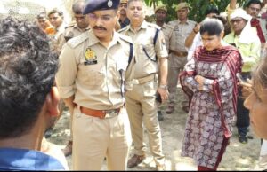 प्रेमिका से शादी के लिए टावर पर चढ़ा युवक, साढ़े तीन घण्टे बाद उतरा