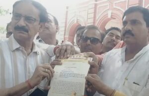 भरत भूषण तिवारी एनकाउंटर मामले की उच्चस्तरीय जांच की मांग, ब्राह्मण महासभा ने सौंपा ज्ञापन