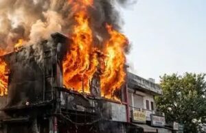 लखनऊ अलीगंज इलाके में भीषण अग्निकांड 15 छात्र मरे