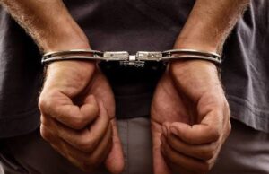 बदलापुर में प्राथमिक विद्यालय से चोरी का खुलासा, दो बाल अपचारी हिरासत में, चोरी का सिलेंडर बरामद* 1000890160-1