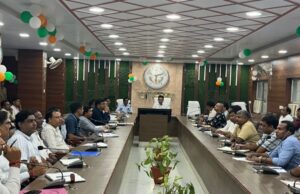 जौनपुर:बिना पंजीकरण संचालित अस्पताल और अल्ट्रासाउंड सेंटर हर हाल में बंद कराएं : जिलाधिकारी 1000922276-1