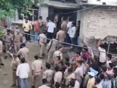 जौनपुर: खुटहन के पनौली गांव में दिनदहाड़े महिला की हत्या, इलाके में मचा हड़कंप Oplus_131072