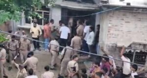 जौनपुर: खुटहन के पनौली गांव में दिनदहाड़े महिला की हत्या, इलाके में मचा हड़कंप Oplus_131072