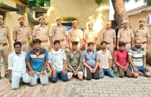 जौनपुर :विशाल यादव हत्याकांड के बाद सड़क जाम और हिंसा पर पुलिस का एक्शन, 8 गिरफ्तार 1000021427-1
