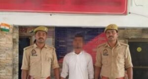 बदलापुर: आत्महत्या के लिए उकसाने के मामले में वांछित आरोपी गिरफ्तार, बदलापुर पुलिस ने 24 घंटे में दबोचा; उसरा बाजार से हुई गिरफ्तारी 1000025859-1
