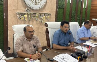 जौनपुर: डीएम के आदेश पर तीन दिन में सड़कें होंगी गड्ढामुक्त, लापरवाही पर कार्रवाई के निर्देश* 1000025880-1