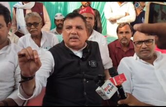डॉ. रतनप्पा कुम्भार की जयंती पर आप नेता संजय सिंह का हमला: “संविधान और आरक्षण पर प्रहार कर रही है भाजपा” 1000539547-1