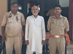 Jaunpur News वायरल वीडियो के बाद पुलिस की कार्रवाई, नाबालिग से छेड़छाड़ के आरोपी टेलर गिरफ्तार 1001708088