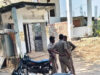 खुटहन के गभिरन बाजार में तीन दुकानों में चोरी, 2.54 लाख रुपये नकदी गायब खुटहन के गभिरन बाजार में तीन दुकानों में चोरी, 2.54 लाख रुपये नकदी गायब