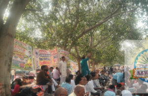 लखनऊ के इको गार्डन में सहकारी कर्मचारियों का अनवरत धरना जारी, रबी की बुवाई और धान खरीद पर असर लखनऊ के इको गार्डन में सहकारी कर्मचारियों का अनवरत धरना जारी, रबी की बुवाई और धान खरीद पर ...