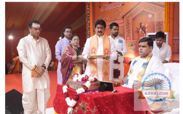 श्रीरामकथा में गूंजा भक्ति और समर्पण का संदेश, भोला केवट प्रसंग ने श्रद्धालुओं को किया भाव...